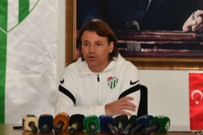 Tamer Tuna, Bursaspor'da görevine devam etmek istiyor