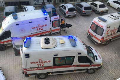 Boşanma aşamasındaki eşi ile 3 kişiyi yaralayıp intihar etti