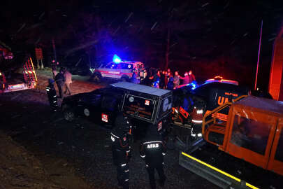 Kazdağları'nda 17 asker ve 4 belediye çalışanı tipide mahsur kaldı