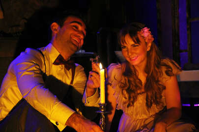 Bursa DT 'Sırça Kümes'i Ankara'da sahneleyecek