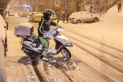 Marmara'da kar yağışı, Kıyı Ege ile Akdeniz'de fırtına bekleniyor