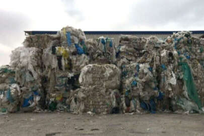 DEVA Partisi Adana'ya gelen çöpleri sordu