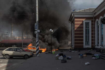 Ukrayna'da tren garı vuruldu; 50 sivil hayatını kaybetti