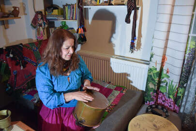 Tekerlemeden derlenen "Samsak Döveci" dillerden düşmüyor