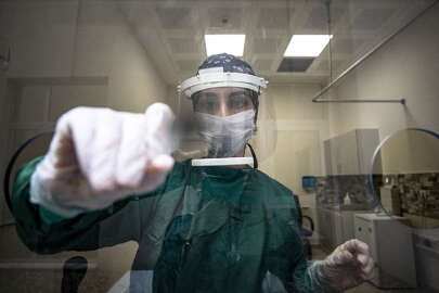 Salgında 11 Nisan; 6 bin 893 vaka, 28 can kaybı