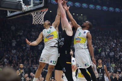 Frutti Extra Bursaspor'dan Belgrad'da tarihi zafer