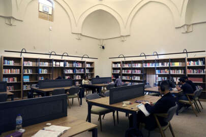 Mudanya'da yaklaşık 4 asırlık hamam, kütüphane oldu