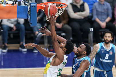 Frutti Extra Bursaspor tarihinde ilk kez 'play-off'a kaldı