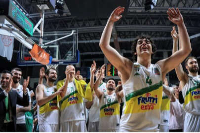 Frutti Extra Bursaspor 2 oyuncusu ile sözleşmeleri uzattı