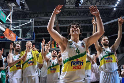  Frutti Extra Bursaspor tarih yazmak istiyor