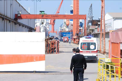 Tuzla'da tersanede 4 işçi karbondioksitten zehirlendi