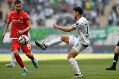 Ligde kalma mücadelesi veren Bursaspor'a can suyu 3 puan