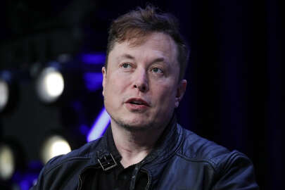 Elon Musk: Twitter'ı satın alma anlaşmam askıya alındı