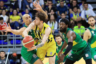 Frutti Extra Bursaspor play-off'ta ilk maçı kaybetti