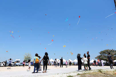 Gölyazı’da gökyüzü uçurtmalarla şenlendi 