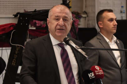 Ümit Özdağ, Bursa'da partisinin il kongresine katıldı