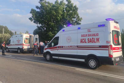 Kazada otomobilde sıkışan kişi hastanede hayatını kaybetti