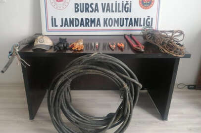 Bursa'da bakır kablo hırsızlığına suçüstü