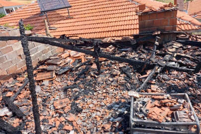 Balıkesir'de lise öğrencisi yangında hayatını kaybetti