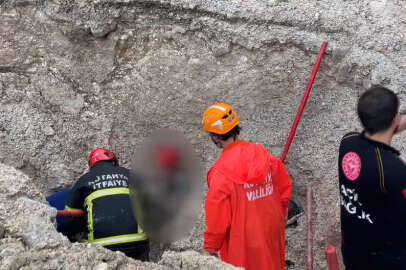 Kanalizasyon çalışmasında toprak altında kalan iki işçiden biri öldü