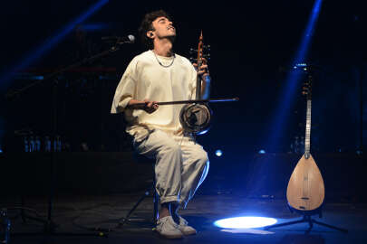 Açıkhava'da Mark Eliyahu'dan kamança rüzgarı