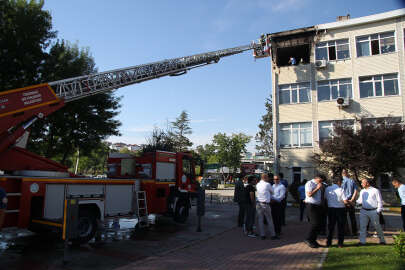 Kaymakamlığın arşiv odasında yangın çıktı