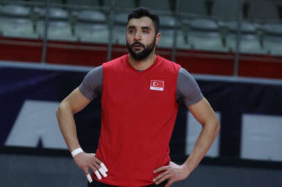 Metin Toy Bursa Büyükşehir'in Efelerine katıldı