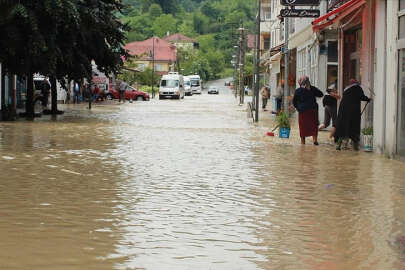 Meteorolojiden Batı Karadeniz için 'kırmızı' alarm