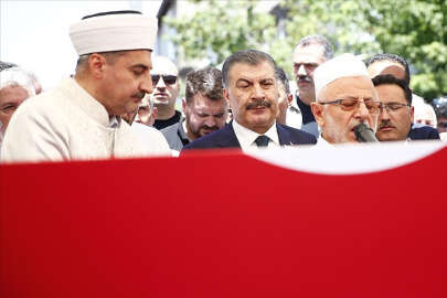 Hastanede öldürülen Dr. Ekrem Karakaya son yolculuğuna uğurlandı