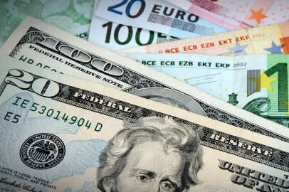 ABD Doları 20 yıl sonra Euro'yu geçti