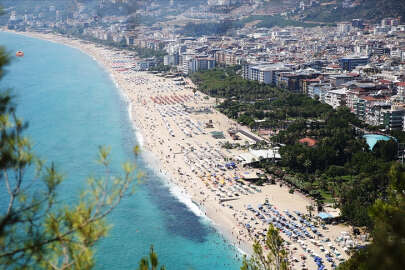 Turizm merkezlerinde bayram tatilinde yoğunluk yaşandı