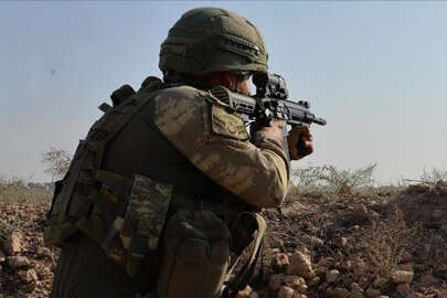 Pençe-Yıldırım Harekatında 1 asker ve 4 güvenlik korucusu şehit oldu
