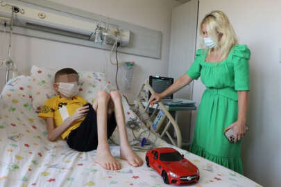 Bursa'da çöp evde bulunan çocuğun tedavisi sürüyor