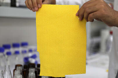 BTÜ'de Bakteri oluşumunu önleyen tekstil malzemesi üretildi