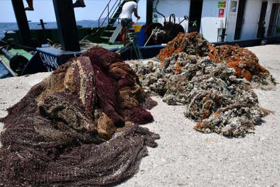 Marmara'dan 2 futbol sahası büyüklüğünde "hayalet ağ" çıkarıldı