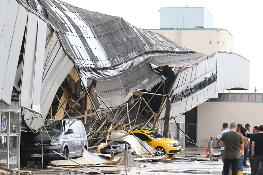 Bursa'yı vuran şiddetli yağıştan geriye kalanlar