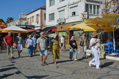 Cunda Adası'nda turizm sezonu uzadı
