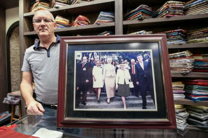 Koza Han esnafı, II. Elizabeth'in ziyaretini anılarda yaşatıyor