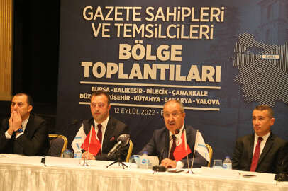 BİK'ten gazete sahiplerine çağrı: İnternet gazeteciliğine yönelin