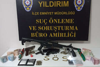 Uyuşturucu ticareti yapan iki kişi gözaltına alındı