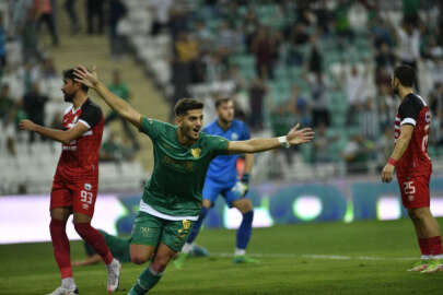 Bursaspor, Sivas Belediyespor'u 6 golle uğurladı