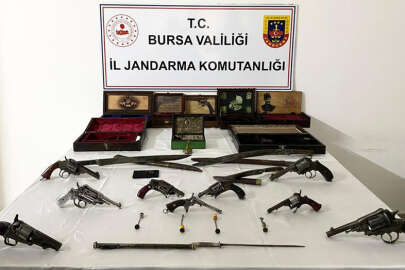 Bursa'da kaçak silah operasyonunda 3 şüpheli yakalandı