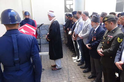 İnegöl'de vefat eden Kıbrıs gazisi toprağa verildi