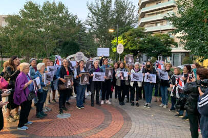 Bursa'daki kadınlardan İran'daki kadınlara destek