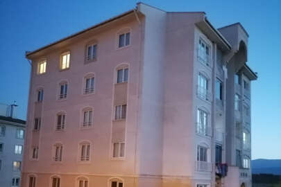 İnegöl'de binanın yangın merdiveninden düşen kişi öldü