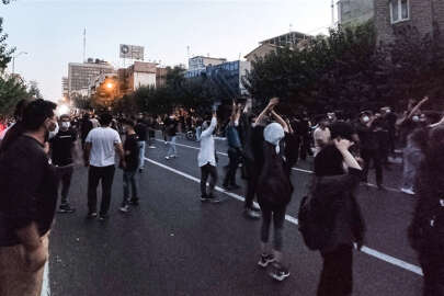 İran'da Mahsa Amini'nin ölümüyle başlayan protestolar sürüyor