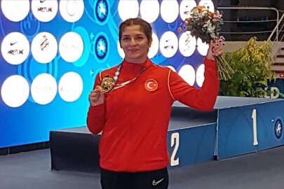 Güreşte dünya şampiyonasında 4 yıl sonra Nesrin Baş ile gelen altın