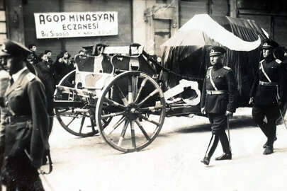 Atatürk'ün son yolculuğu tarihi fotoğraflarda