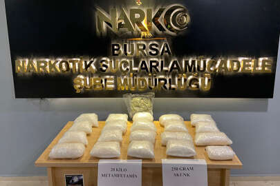 Bursa'da cips kutularında 20 kilogram uyuşturucu ele geçirildi