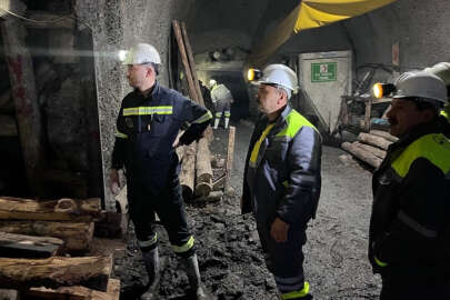 Harmancık'ta Başkan Ataş madencilerle bir araya geldi